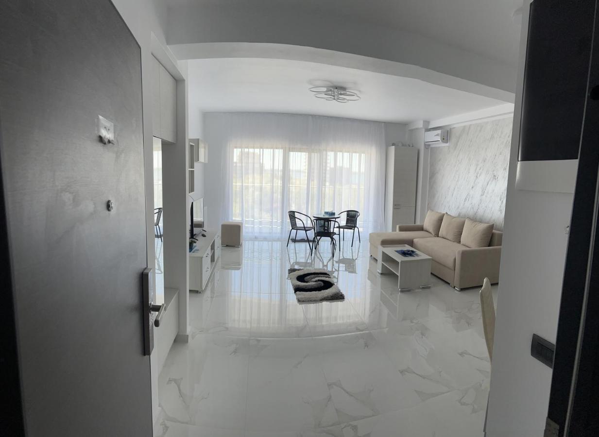 Casa Del Mar 2 Apartment Мамая Екстериор снимка