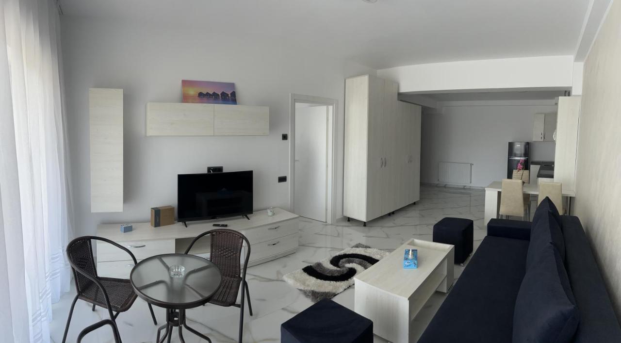 Casa Del Mar 2 Apartment Мамая Екстериор снимка