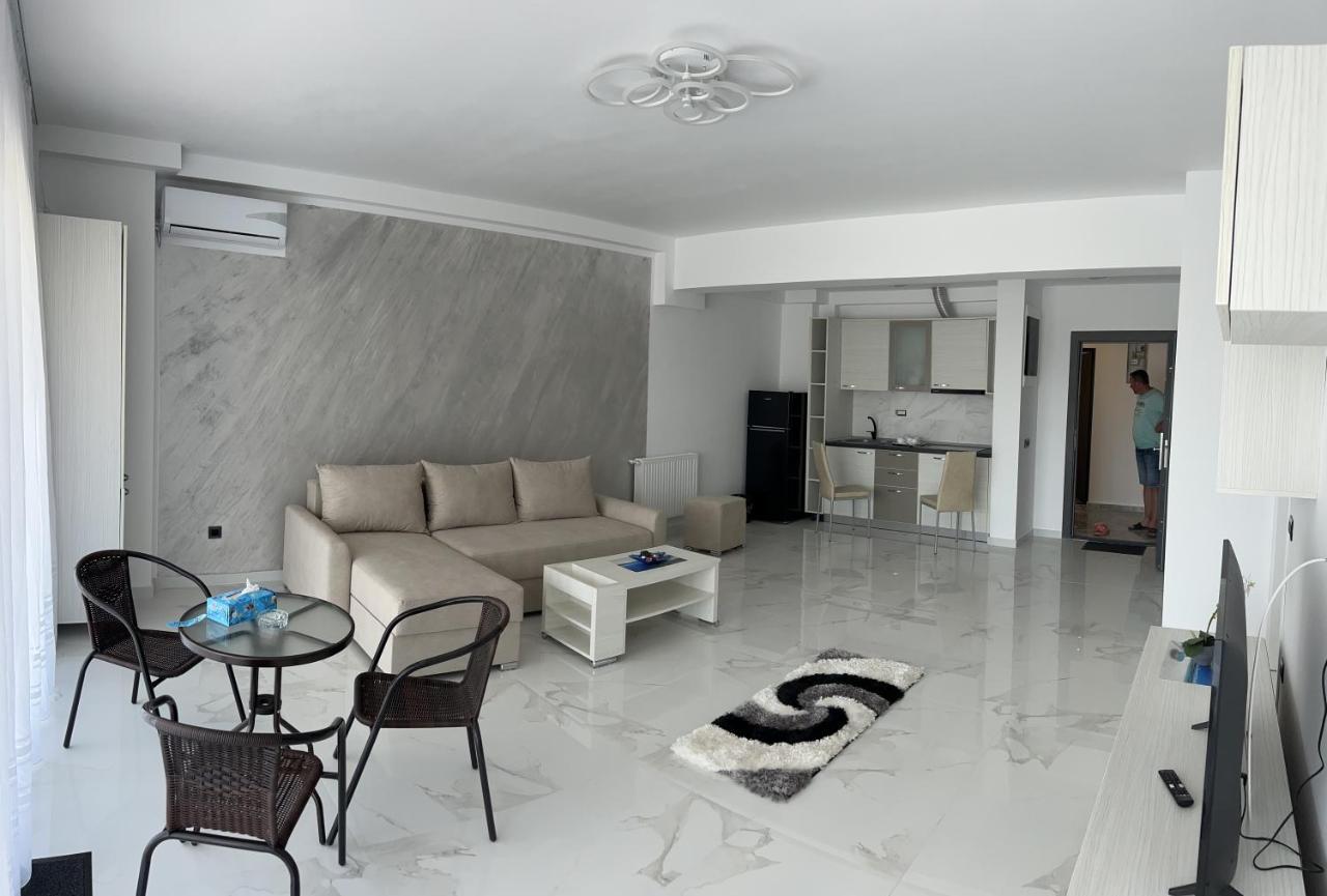 Casa Del Mar 2 Apartment Мамая Екстериор снимка