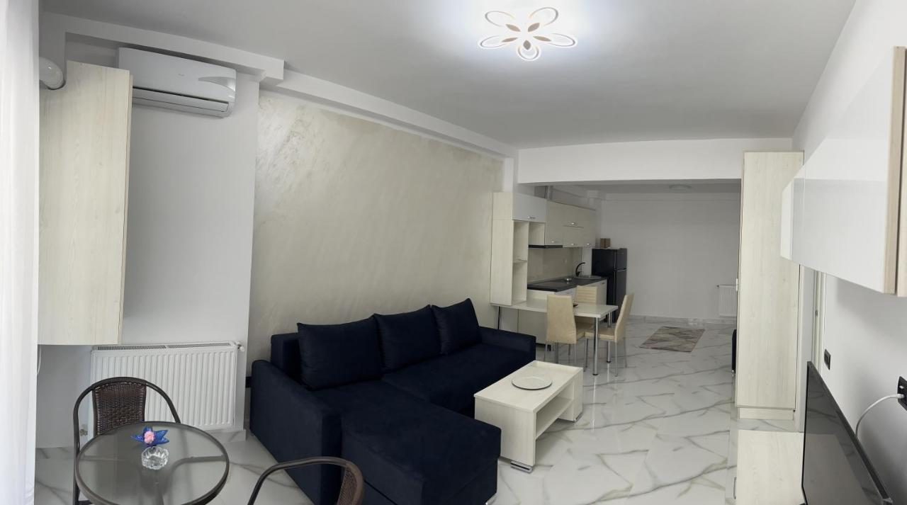 Casa Del Mar 2 Apartment Мамая Екстериор снимка